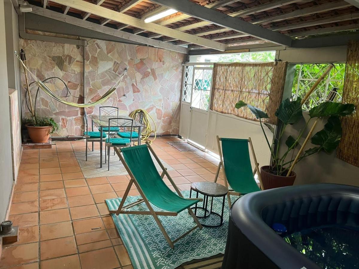 Villa Les Tuiles Rouges Fort-de-France Exterior foto